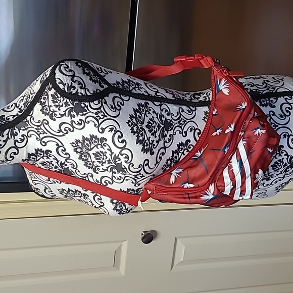 Adidas Thebe Magugu Unisex Waistbag - Picture 4 of 12